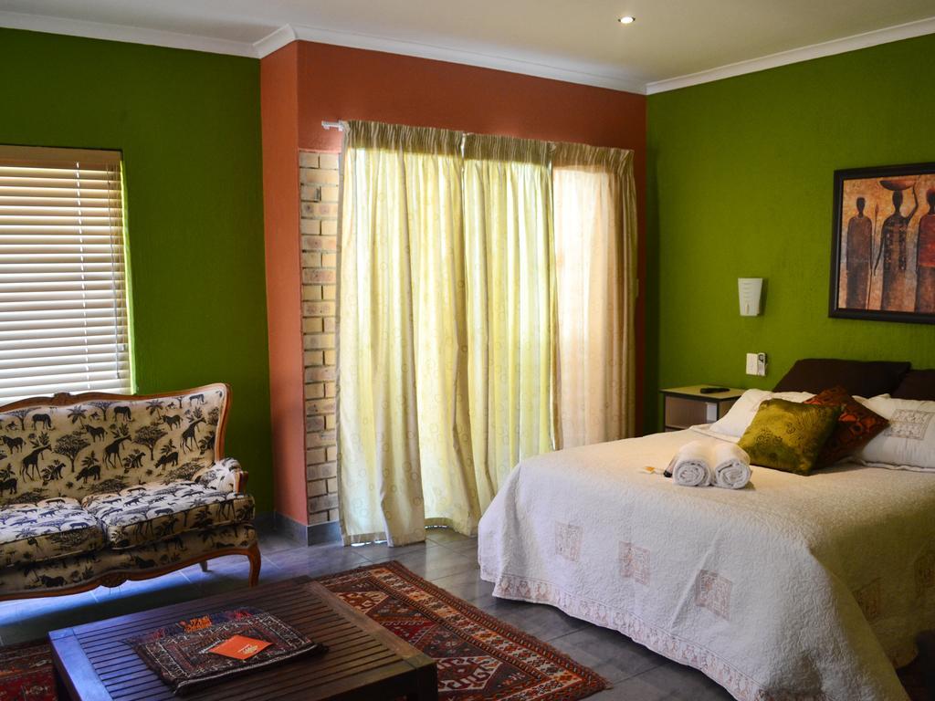 Boga Legaba Guest House & Conference Centre Mafikeng Exterior photo